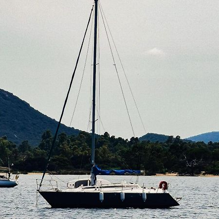 Stlocavoile 4, Bateau Seuls A Bord Hotel Porto-Vecchio  Eksteriør billede